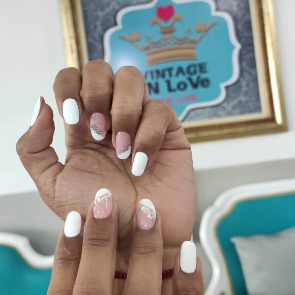 Vintage In LoVe Nail Spa - Imagen 2